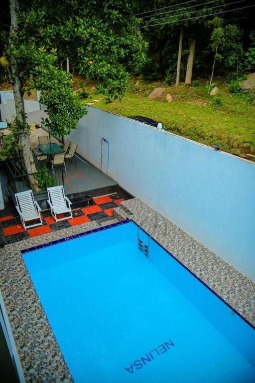 Nelinsa Residence