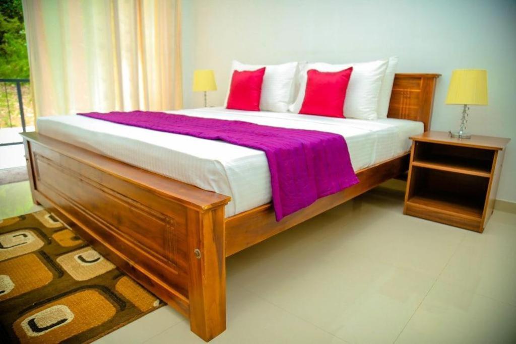 Nelinsa Residence Kandy