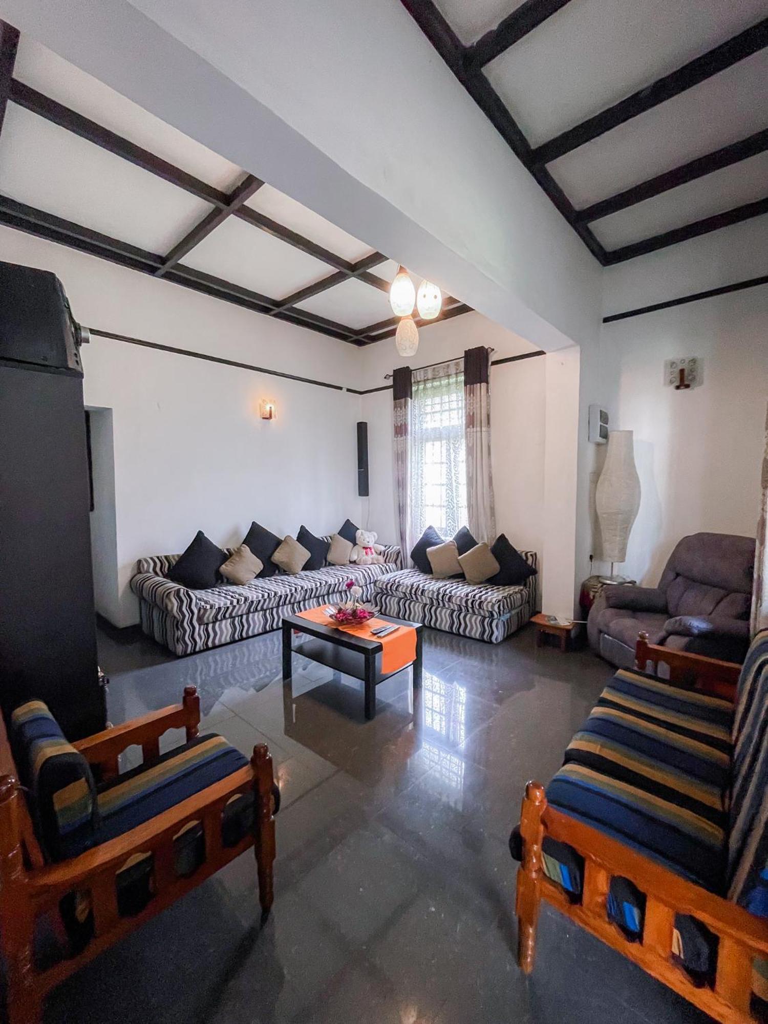 Serenity Homestay *