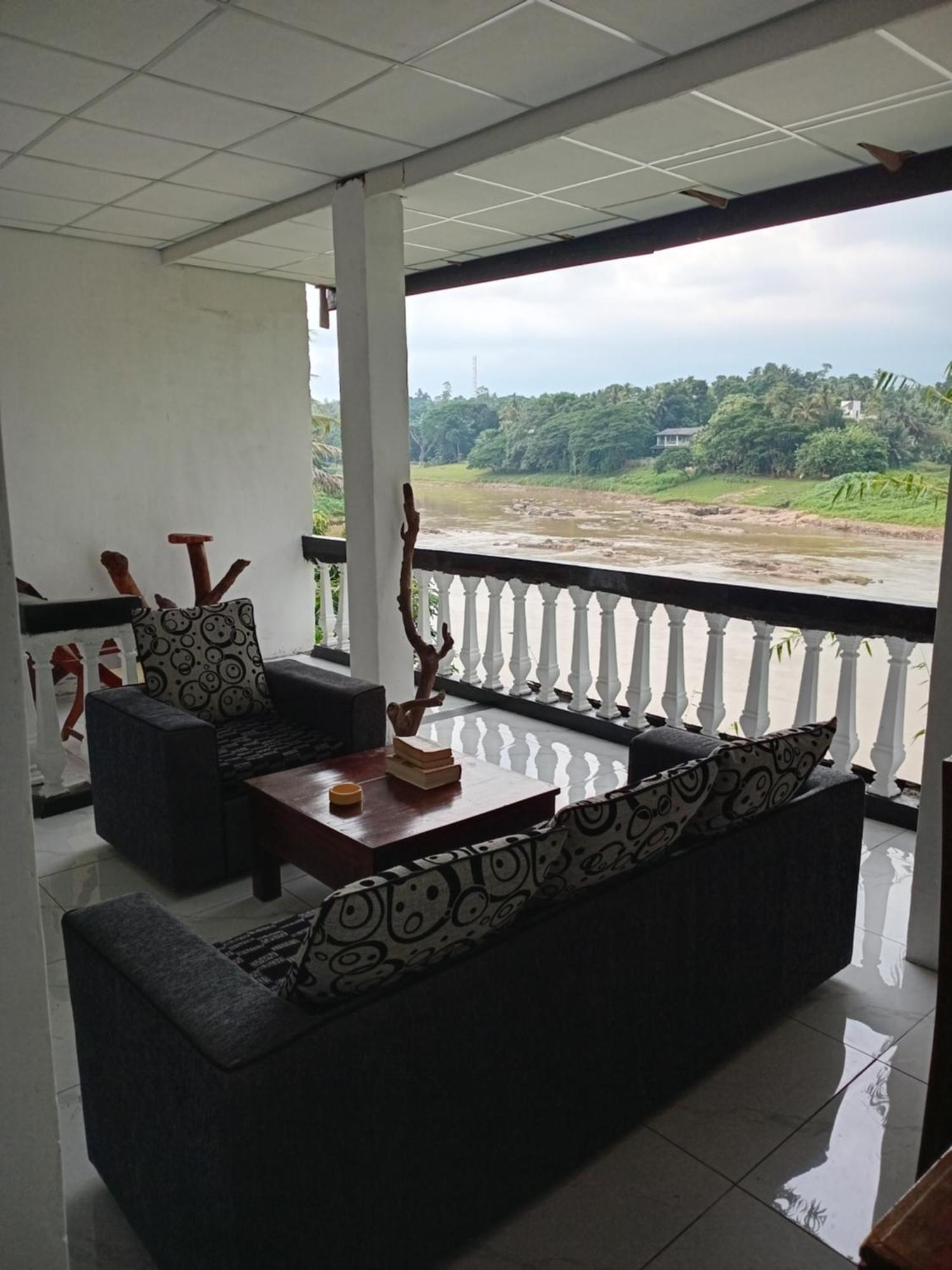 Apartment Sadhara River View