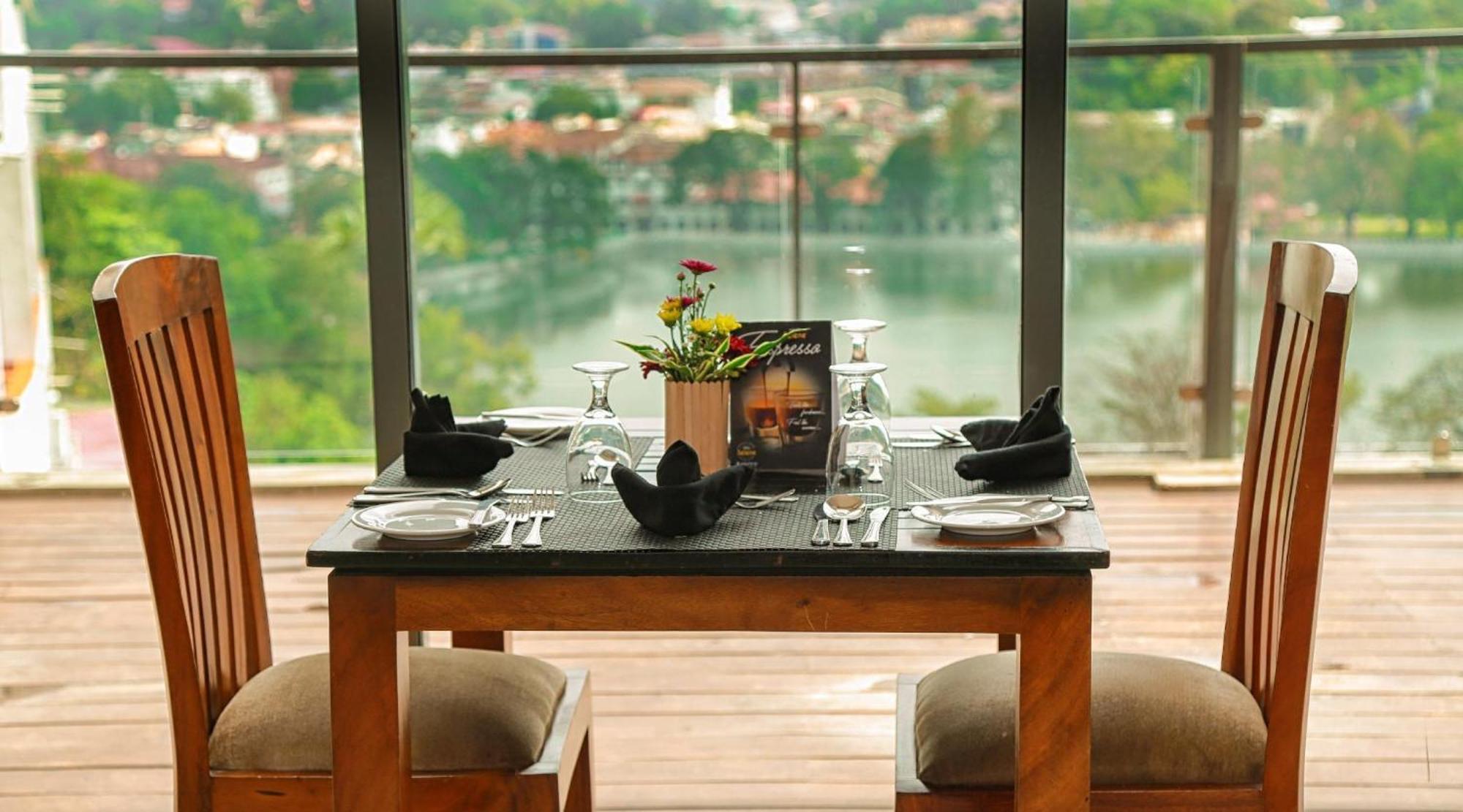 Hotel Oak Ray Heritage Kandy
