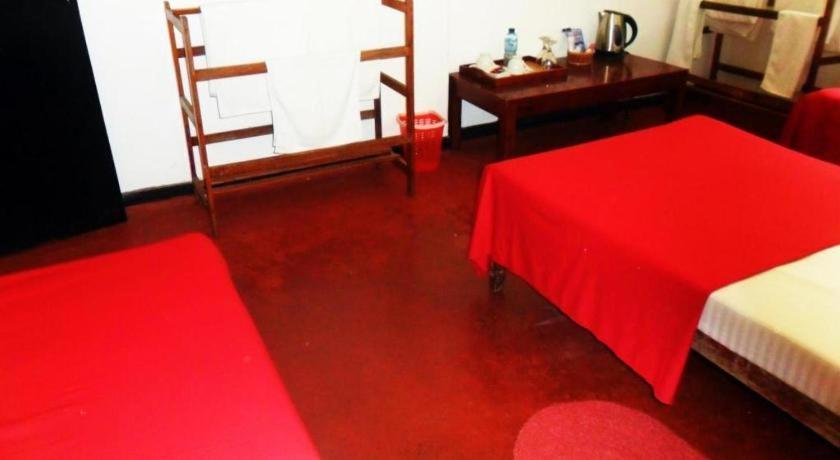 Mahaweli Regent Hotel 3*