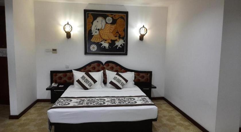 Hotel Royal Kandyan Kandy