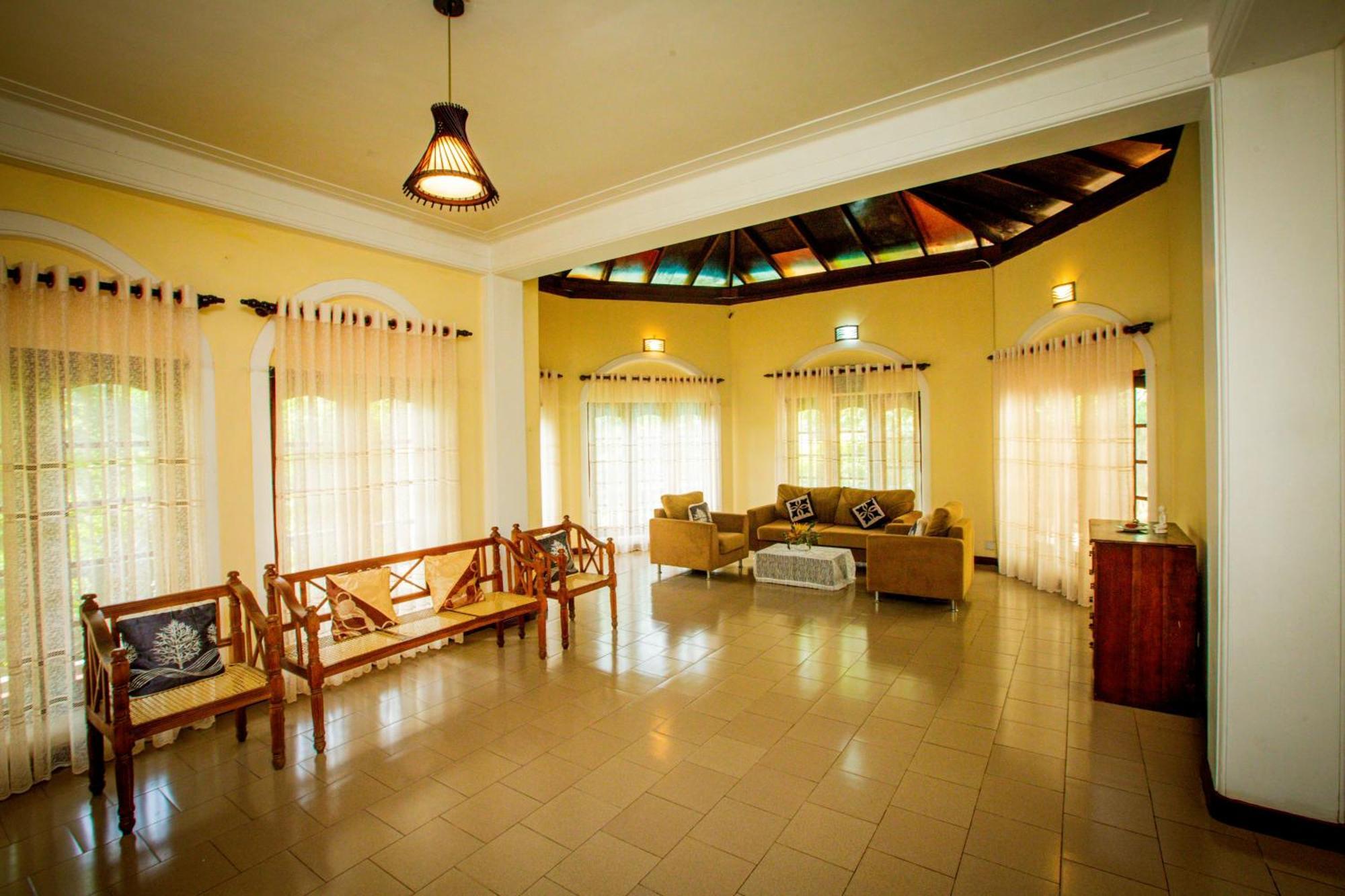 Sunbloom Kandy