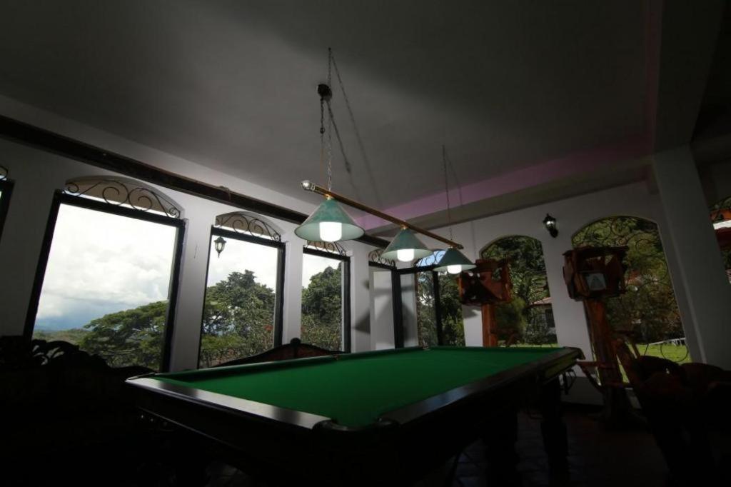 Mahaweli Regent Hotel 3*