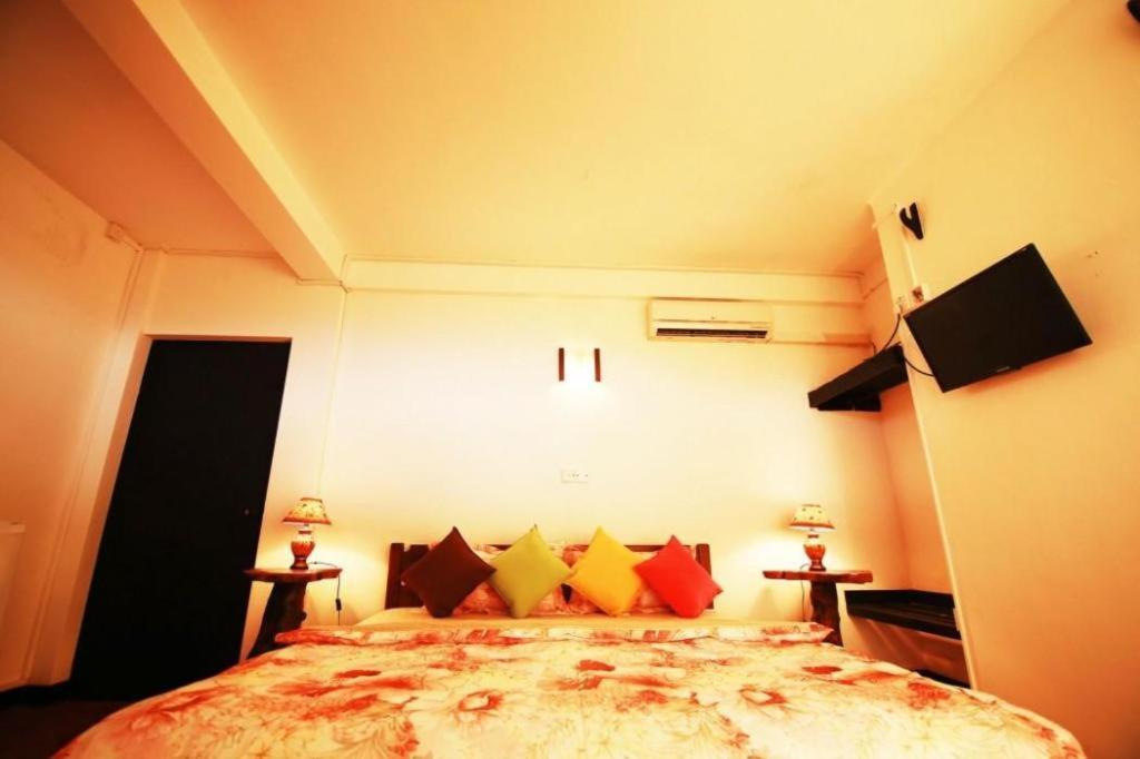 Mahaweli Regent Hotel 3*