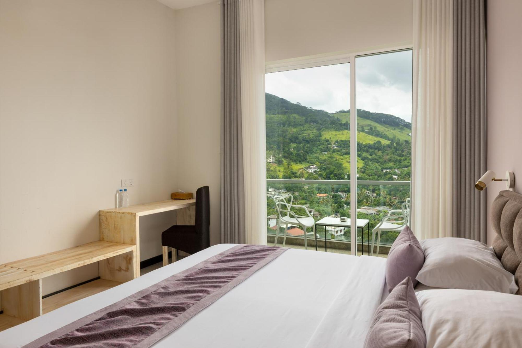 Skyloft By Aaradhya Hotel