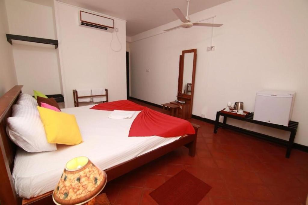 Mahaweli Regent Hotel Kandy