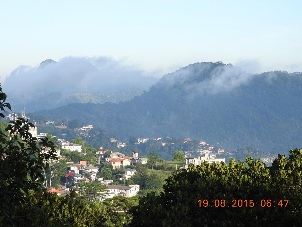 Homestay Hanthana Breeze *