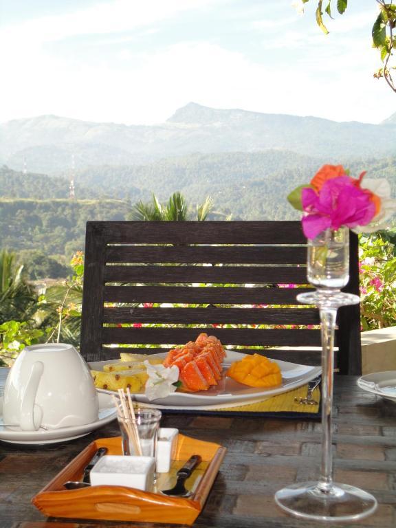 Sandalwood Villa *