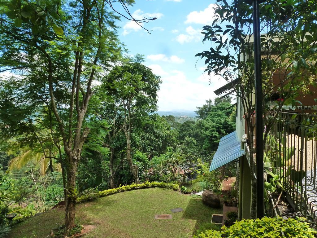 Homestay Hanthana Breeze *