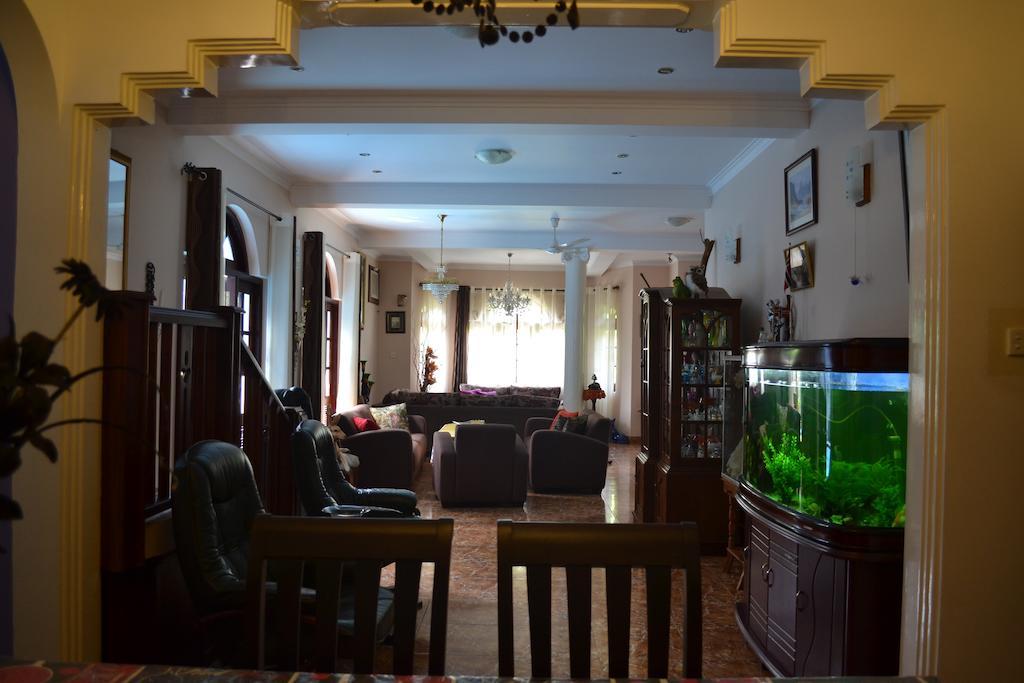Danielsen Rest Homestay *