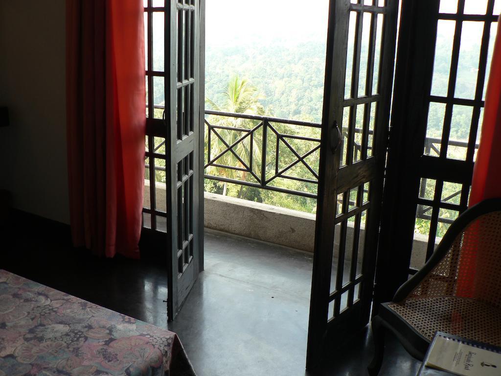 Senkada Rest