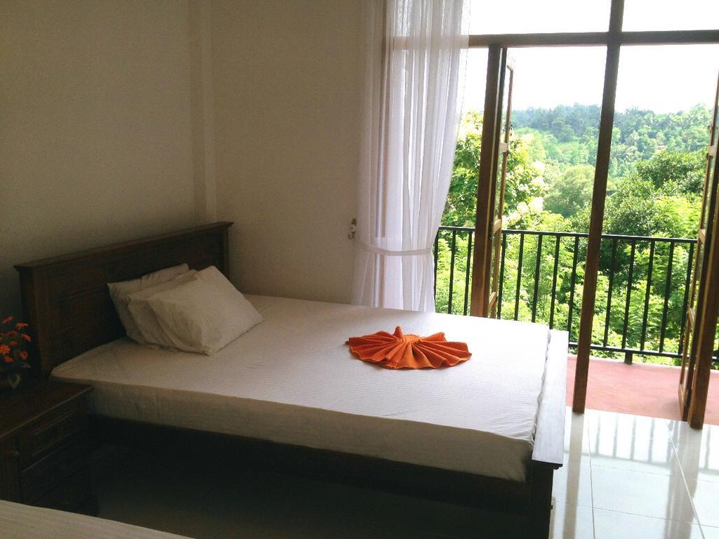 Guest house Chaya Hills