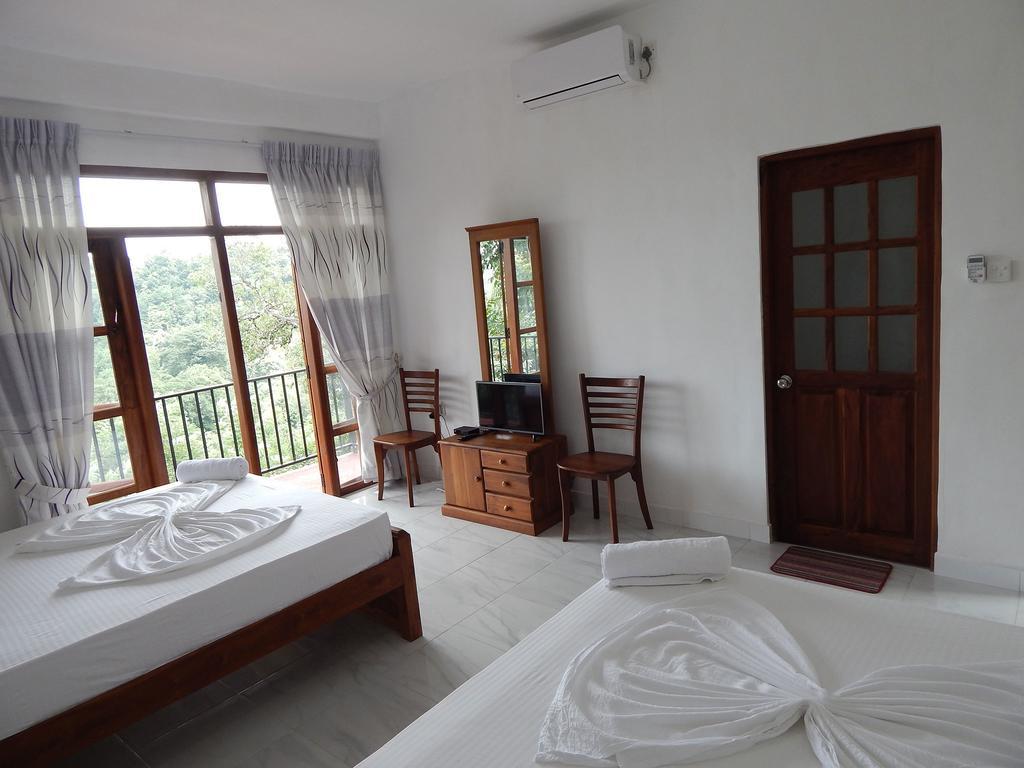 Guest house Chaya Hills