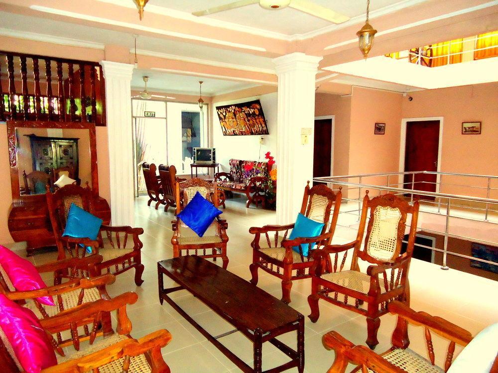 Hotel Oyo 433 Paradise