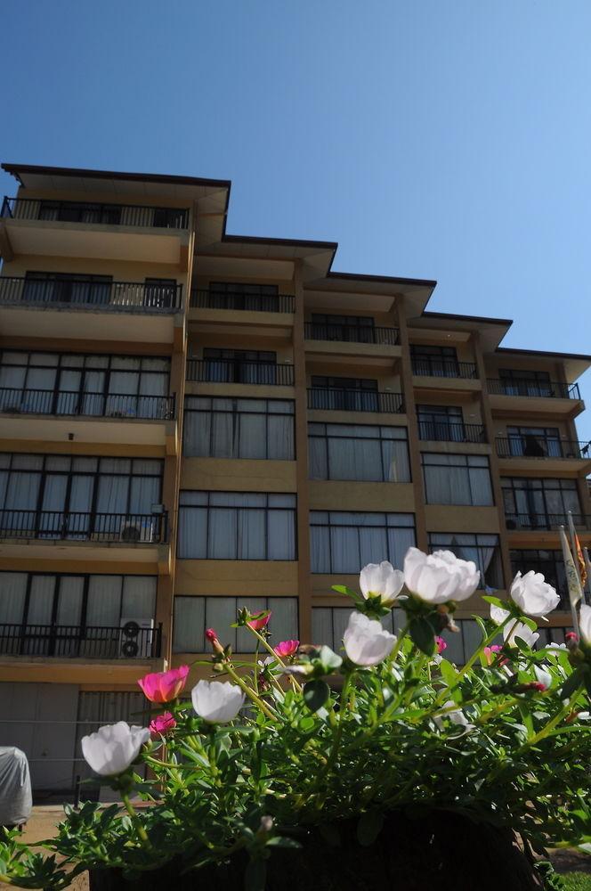 Oak Ray Regency 5* Kandy