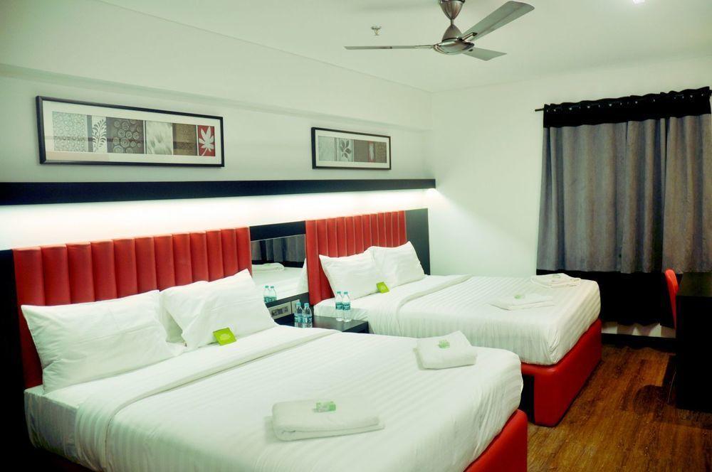 Oak Ray Hotel
