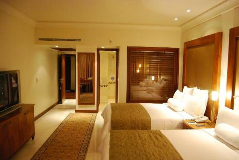 Hilltop Hotel
