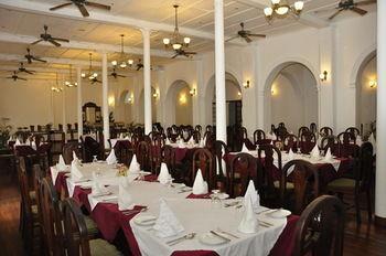 Queen's Hotel Kandy