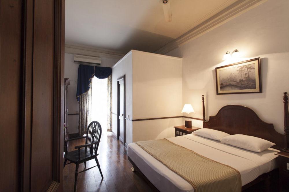Queen's 5* Kandy
