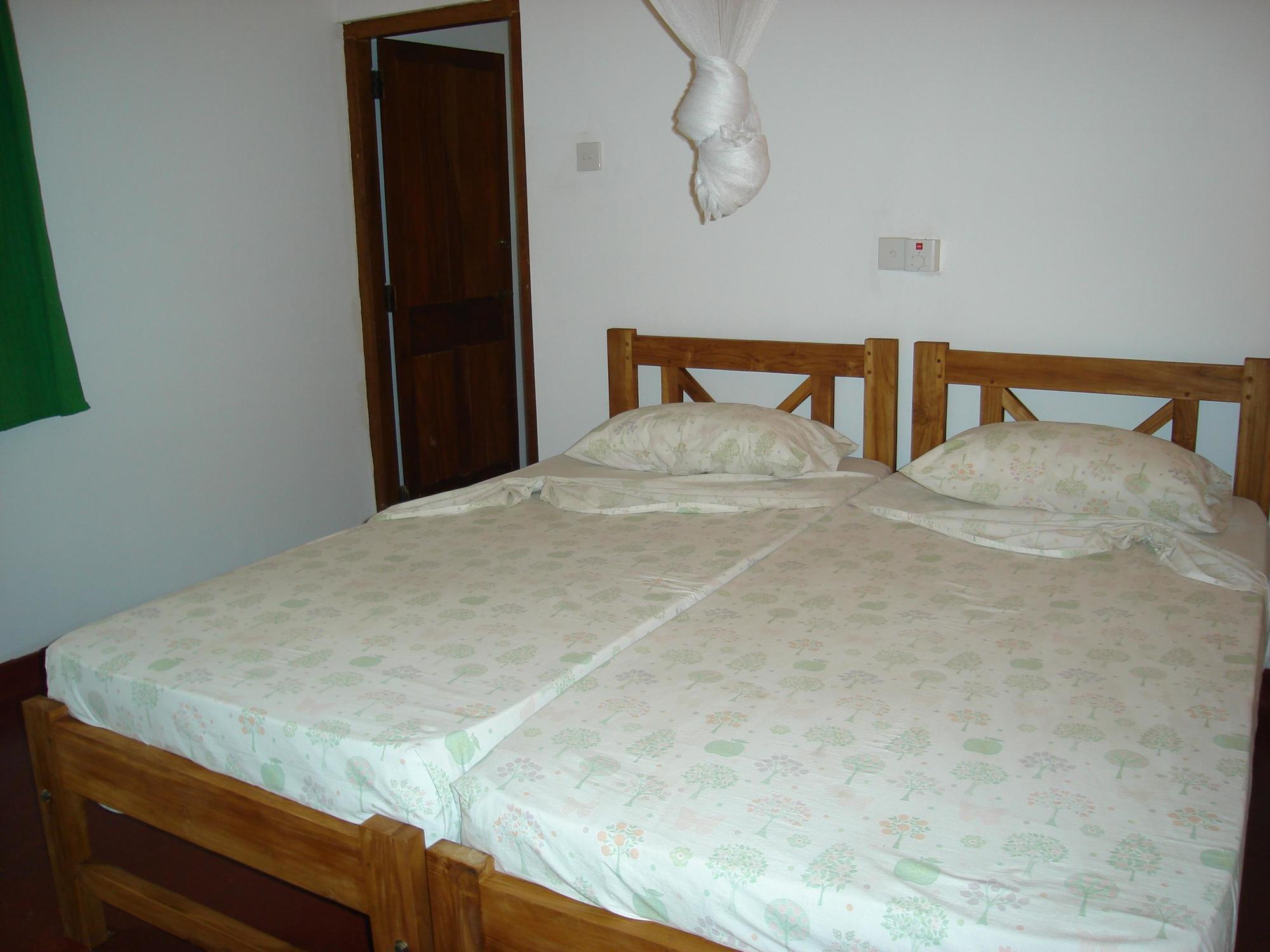 Mango Garden Guest house 2*