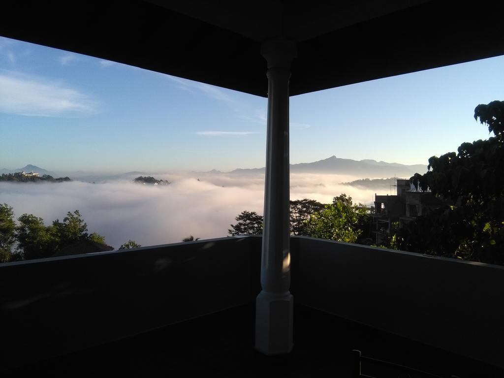 Arcadia House Hanthana