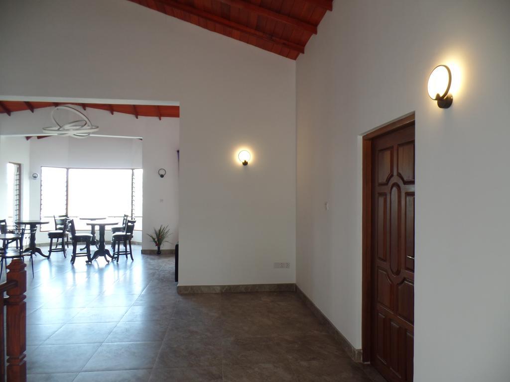 Hotel Kandyan Bluestar Kandy