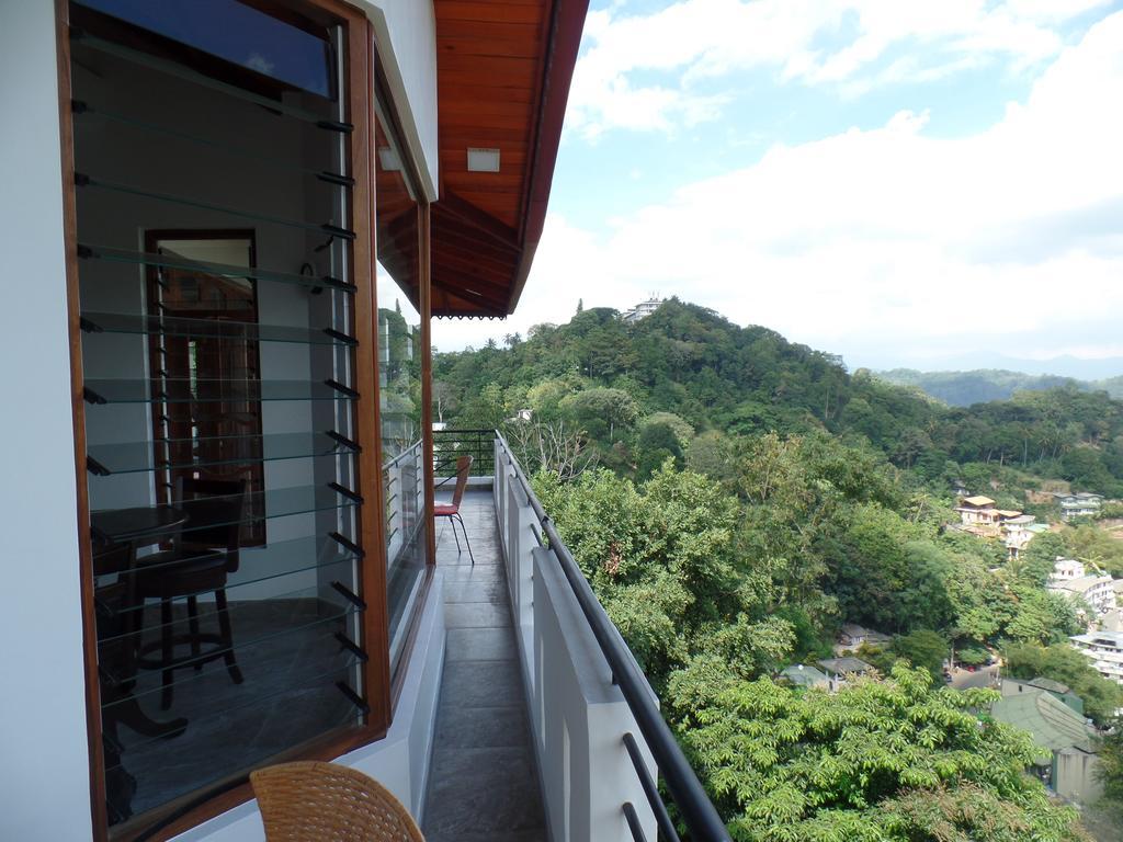 Hotel Kandyan Bluestar 2*