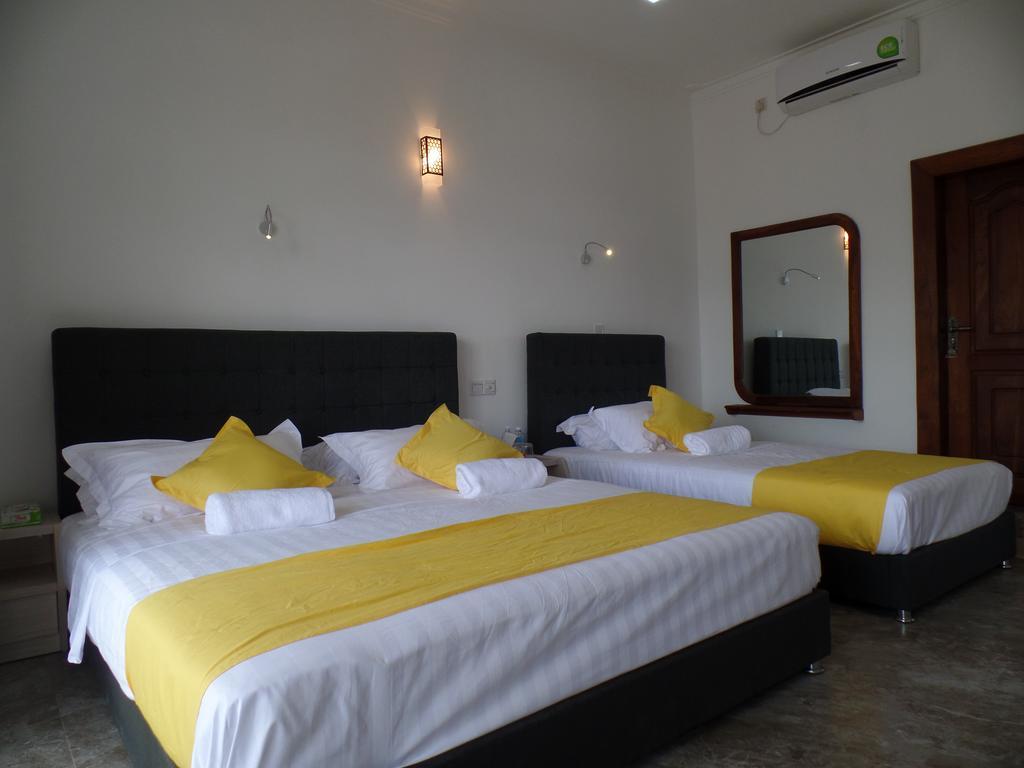 Kandyan Bluestar Hotel 2*