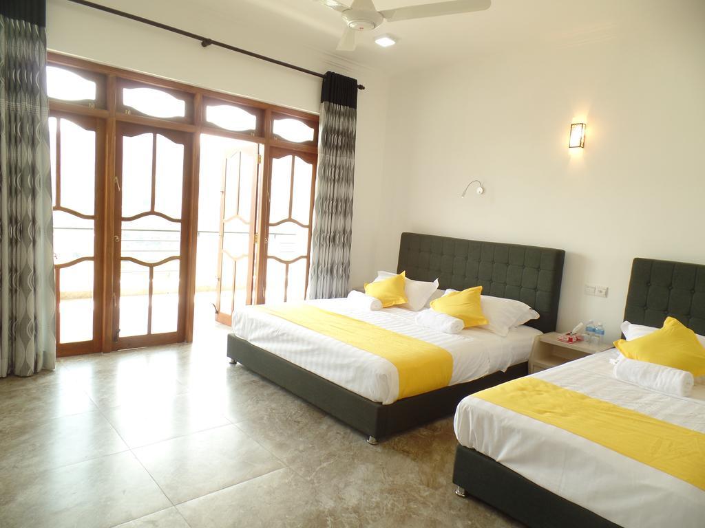 Hotel Kandyan Bluestar Kandy