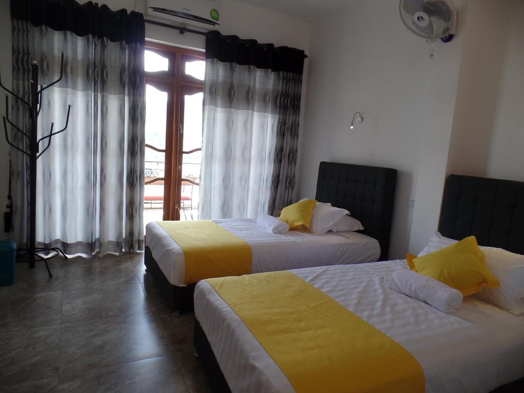 Hotel Kandyan Bluestar Kandy