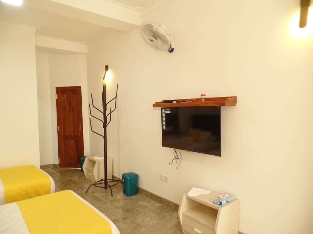 Kandyan Bluestar Hotel