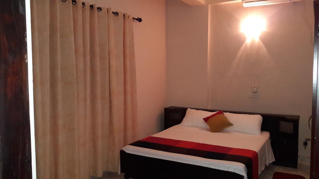Bed & Breakfast Yoho Cheliyan
