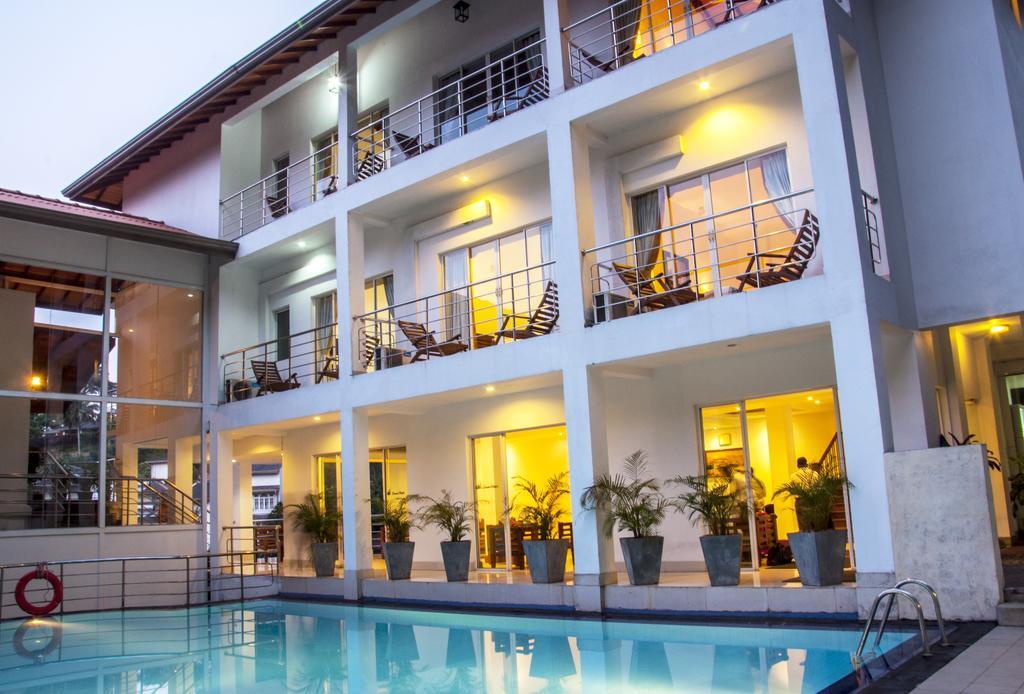 Hotel Senani