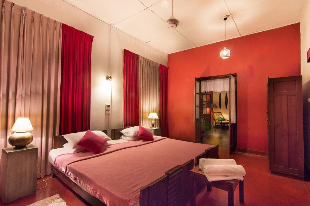 The Kandyan Manor By Bhathiya & Suzy Kandy