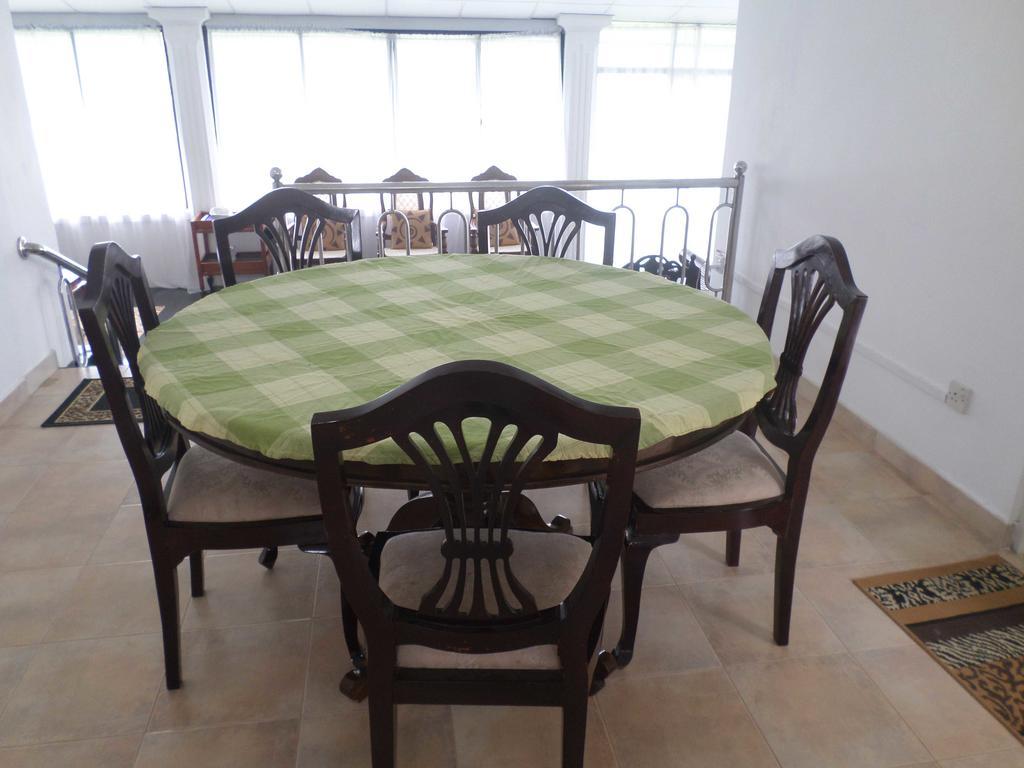 Primrose Hill Bunglow 3*