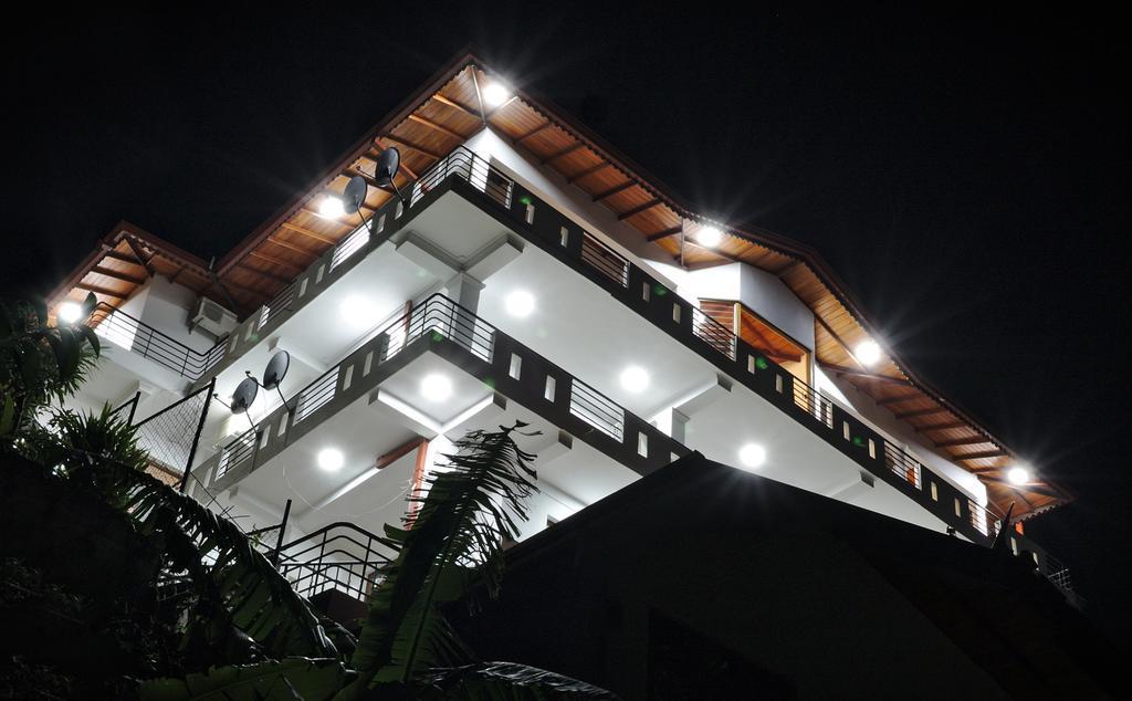 Kandyan Bluestar Hotel