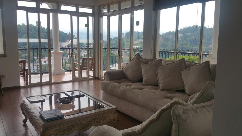 36 * Kandy