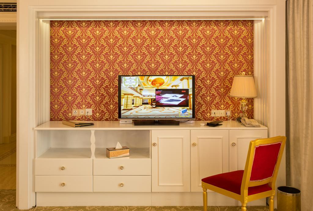 The Grand Kandyan 5* Kandy
