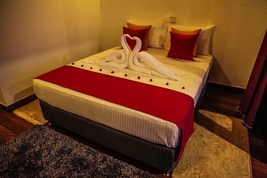 The Tenthola Guest house 3*