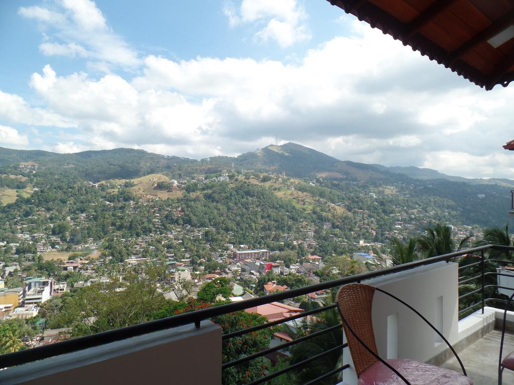 Kandyan Bluestar Hotel