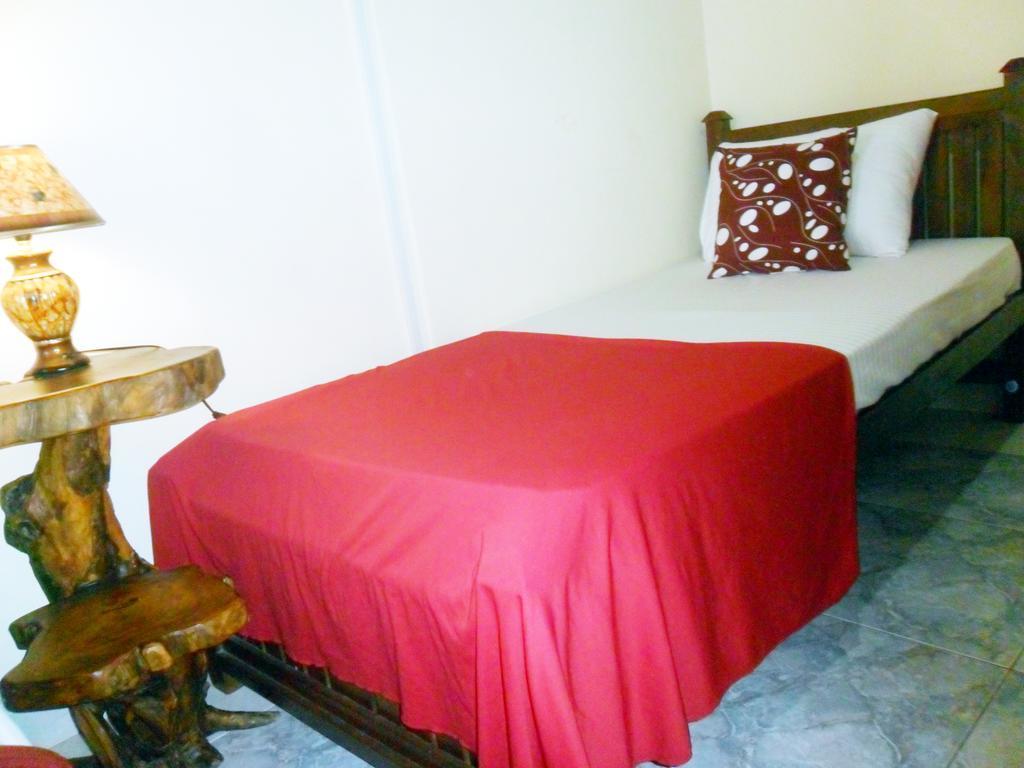 Mahaweli Regent Guest house