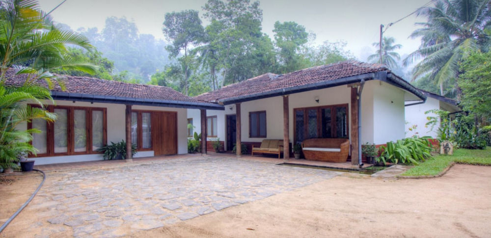 Guest house Clove Garden 2*