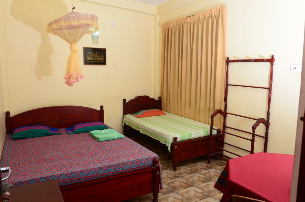 Oyo 433 Paradise Hotel