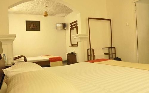 Oyo 386 White Tourist Guest Hotel Kandy
