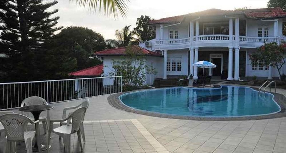 Hotel Oyo 386 White Tourist Guest 3*