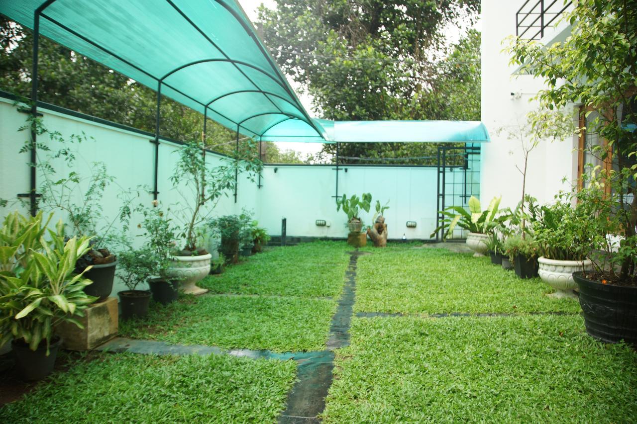 Nelinsa Residence Hotel Kandy