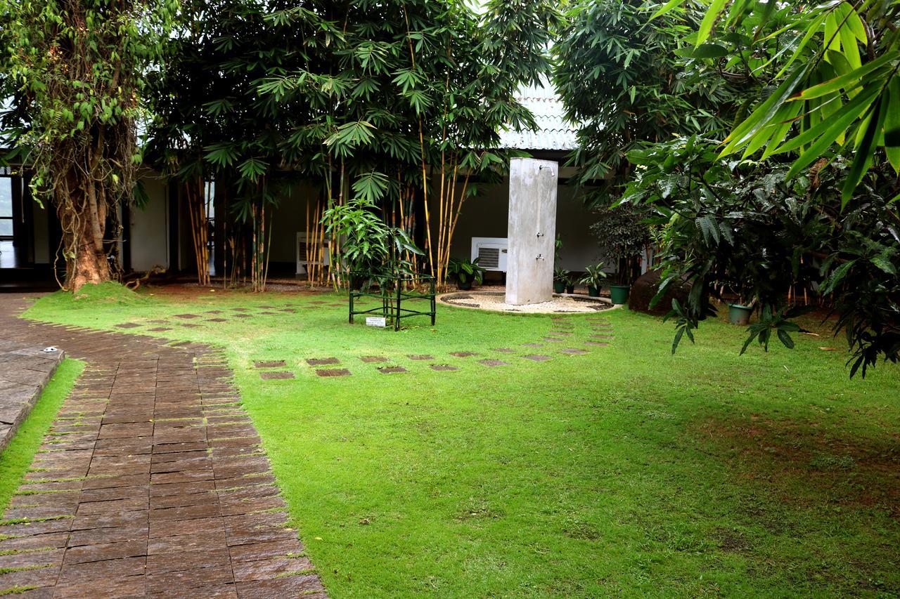 Hotel Hilltop Kandy