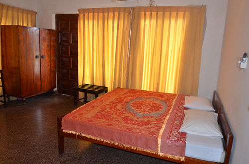 Hotel Oyo 436 Sandakelum Tourist 3*